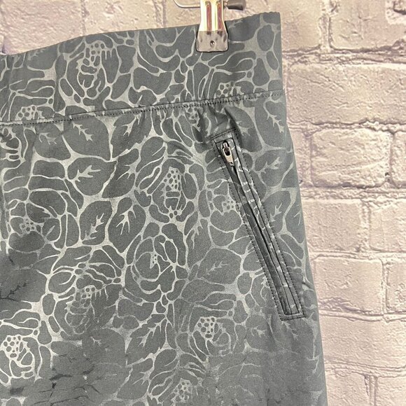 Orvis Womens Black Rose Embossed Skort Skirt Size XXL - Picture 4 of 6